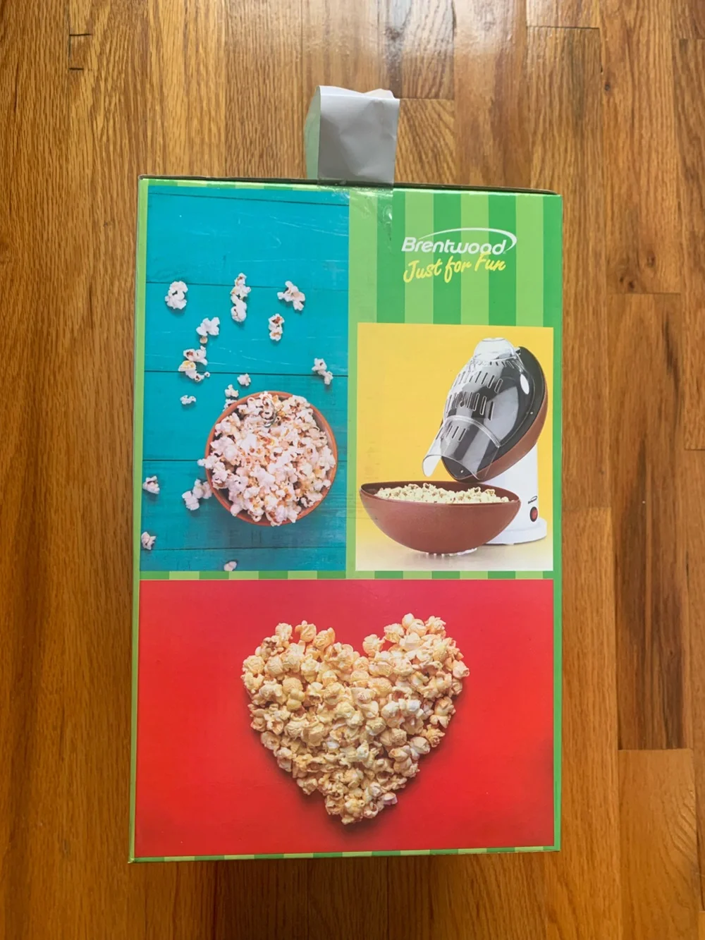 NEW IN BOX Brentwood Hot Air Football Popcorn machine with Popcorn included